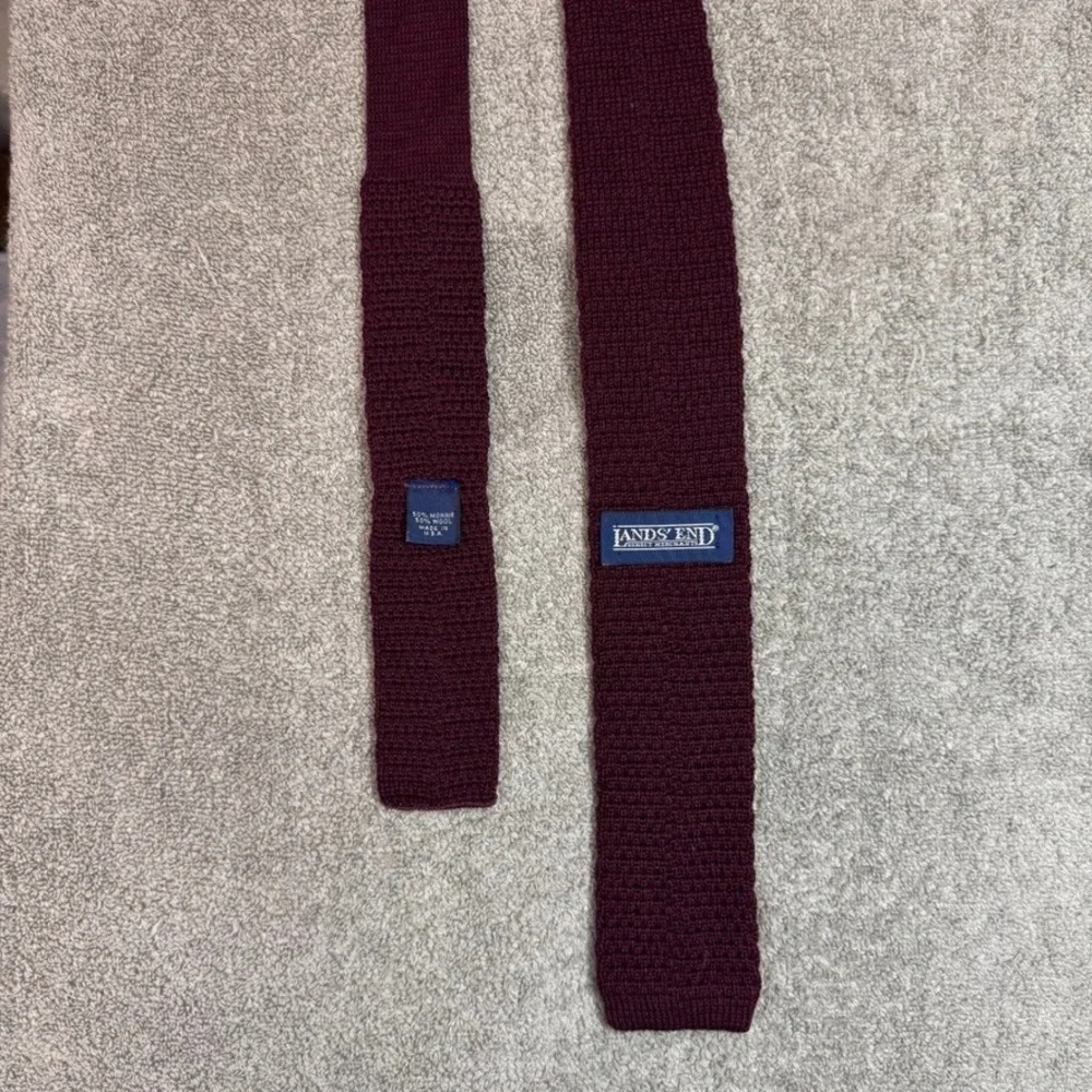 Lands End Burgundy Mohair Wool Knit Tie Made in USA Square End Vintage Mens